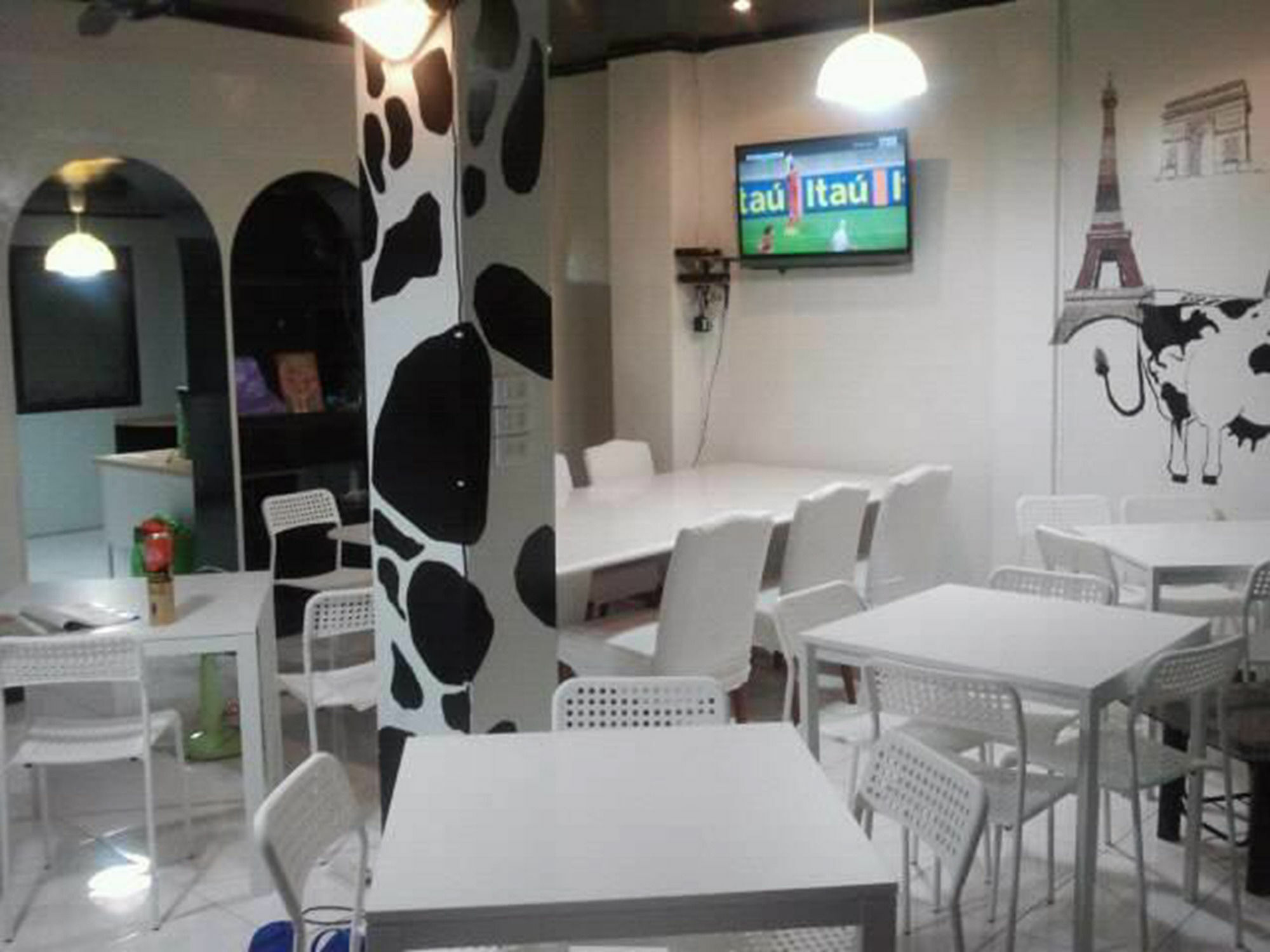 Mad Cow Hostel Банкок Екстериор снимка